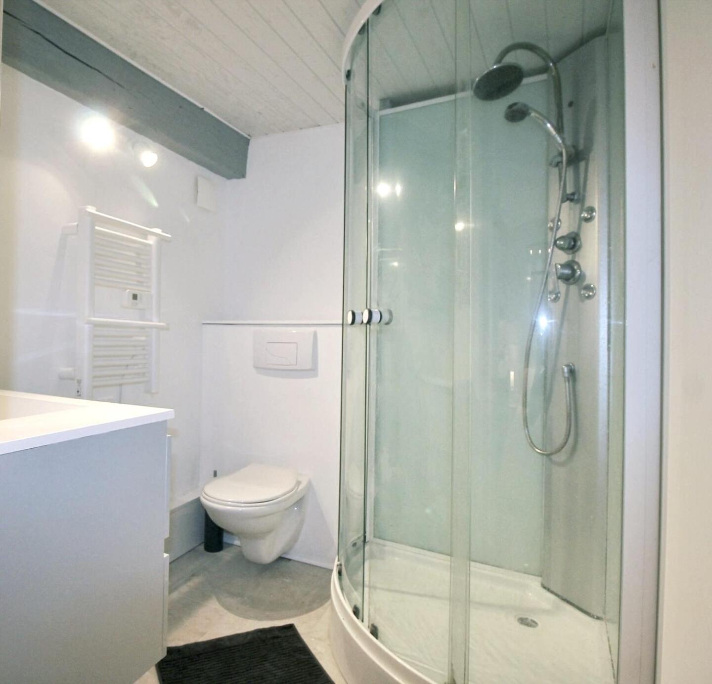 Maya Appartements & Suites Cosne-sur-Loire Habitación foto